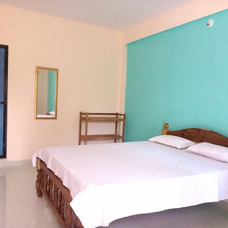 La Blanche Guest House Calangute Exterior photo